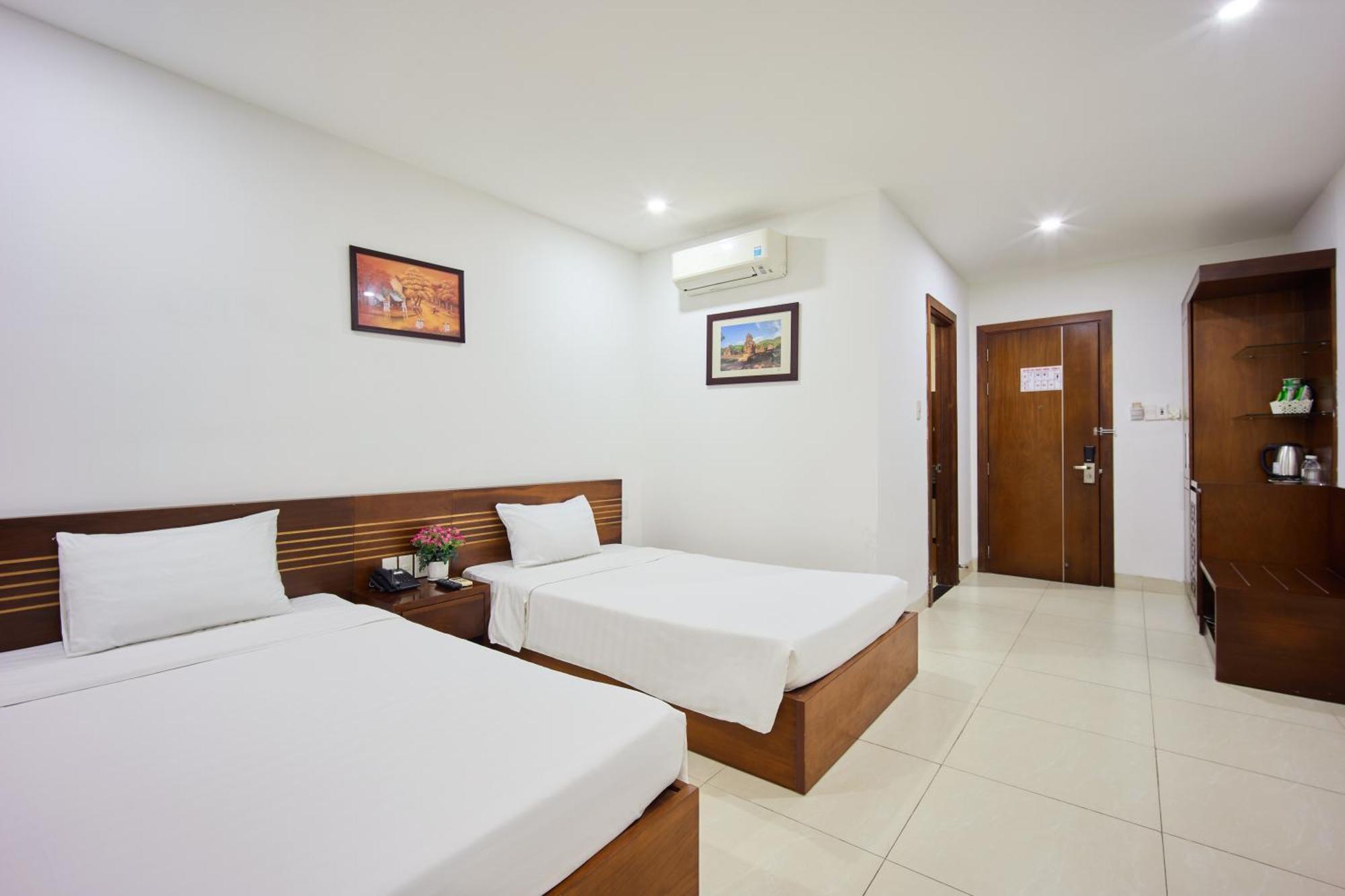 Golden Light Da Nang Hotel Exterior photo