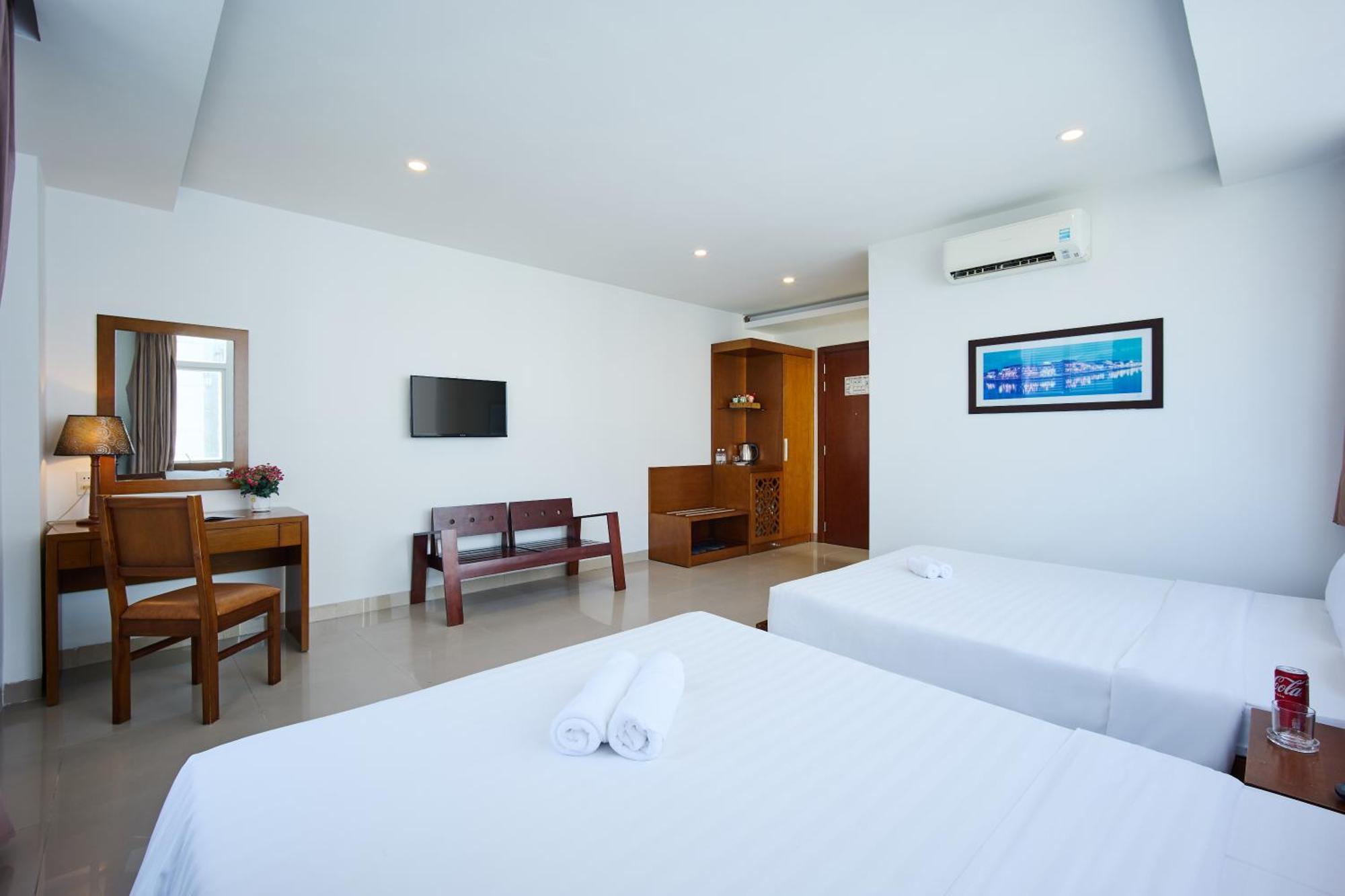 Golden Light Da Nang Hotel Exterior photo